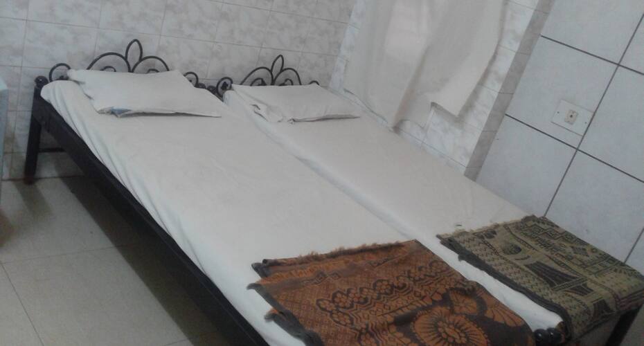 Nikitha Palace Deluxe Lodge, Davangere 1